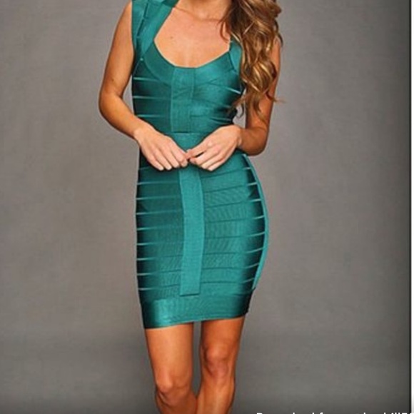 French Connection Dresses & Skirts - French Connection Emerald Green Bandage Dress sz 2